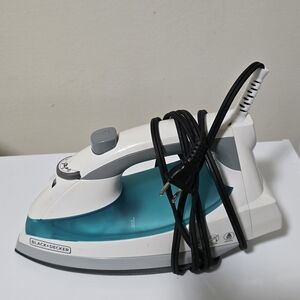 Black+Decker Teal and White Iron